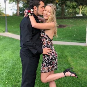 Gorgeous homecoming dress